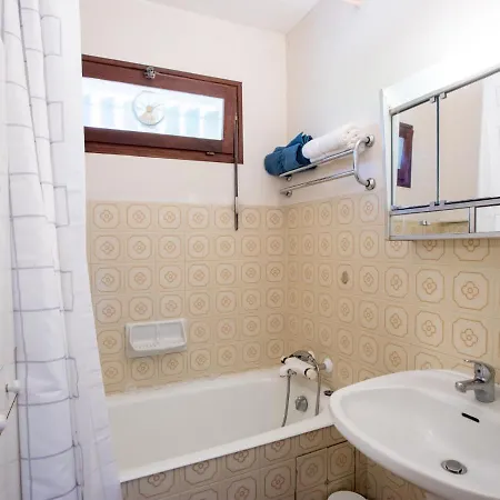 Studio Le Parc Des Oliviers By Interhome Апартаменты Борм-ле-Мимоза