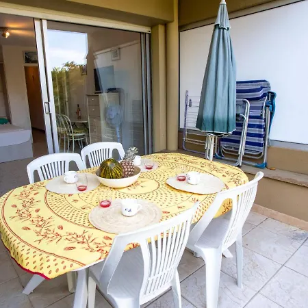Studio Le Parc Des Oliviers By Interhome